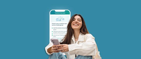 immagine ragazza con camicia bianca mentre tiene il telefono. sullo sfondo schermata app crédit agricole | Crédit Agricole immagine ragazza con camicia bianca mentre tiene il telefono. sullo sfondo schermata app crédit agricole | Crédit Agricole